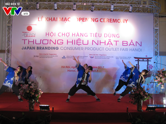 Khai mạc hội chợ hàng tiêu dùng Nhật Bản 2017 tại Hà Nội - Ảnh 4.