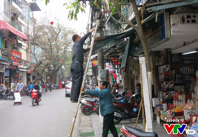 Hà Nội tiếp tục ra quân “đòi lại” vỉa hè - Ảnh 6.