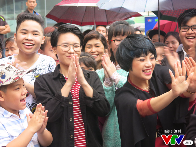 Hàng nghìn tài năng nhí đổ bộ vòng sơ loại Vietnam Idol Kids 2017 - Ảnh 8.