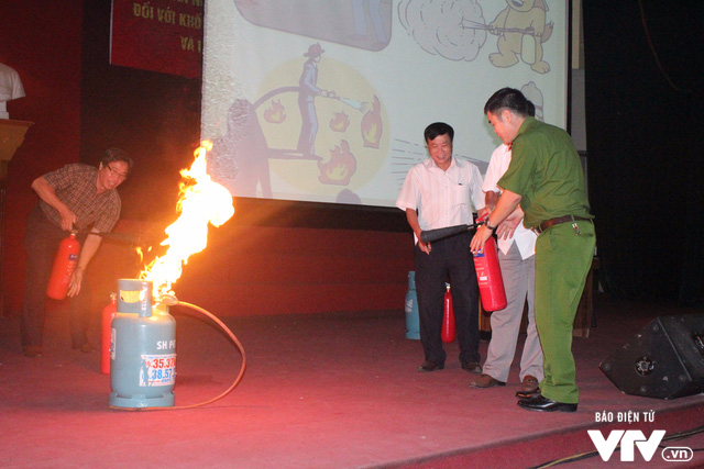 “Ngoài nắm vững kiến thức, cần thực hành phòng cháy chữa cháy” - Ảnh 2.