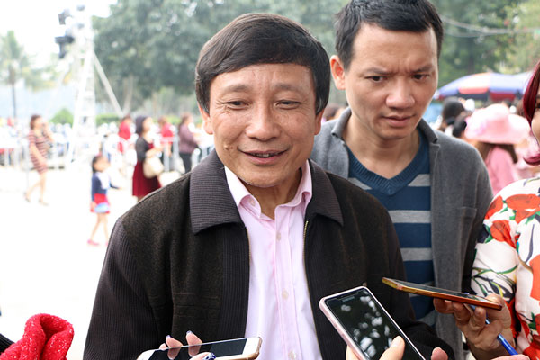 Lễ hội hoa hồng lộn xộn, người d&acirc;n đ&ograve;i trả v&eacute;: BTC l&ecirc;n tiếng xin lỗi - Ảnh 2.