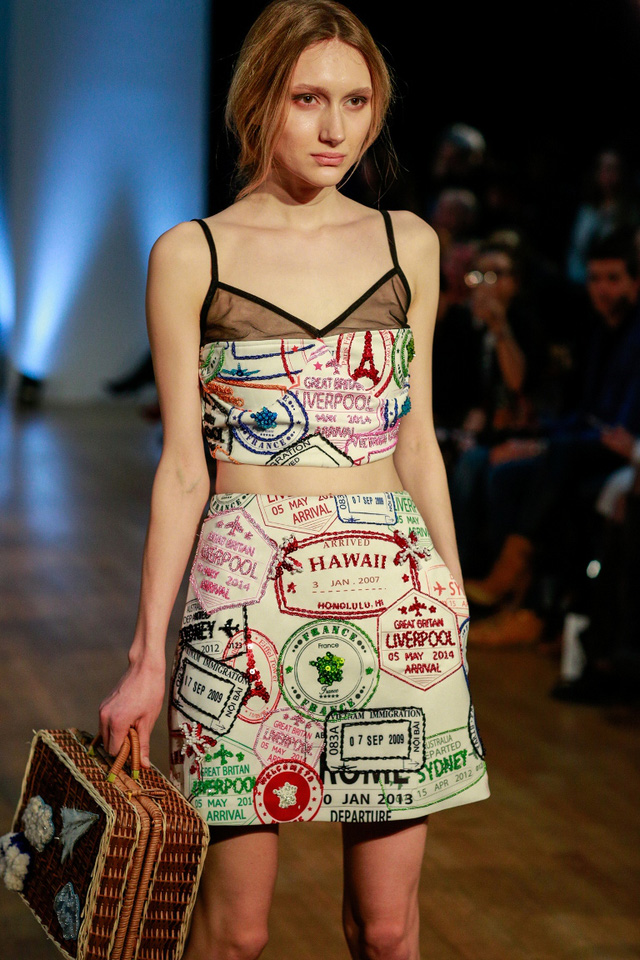 Túi mây cùng nhà thiết kế Việt lên sàn diễn Tuần lễ thời trang Paris - Ảnh 18. Túi mây cùng nhà thiết kế Việt lên sàn diễn Tuần lễ thời trang Paris - Ảnh 18.