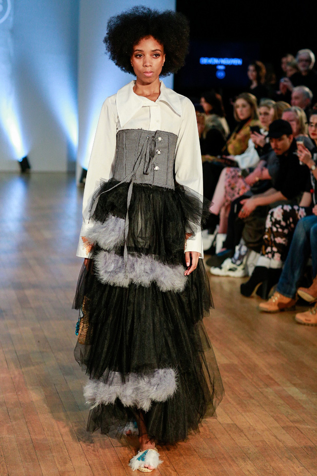 Túi mây cùng nhà thiết kế Việt lên sàn diễn Tuần lễ thời trang Paris - Ảnh 20. Túi mây cùng nhà thiết kế Việt lên sàn diễn Tuần lễ thời trang Paris - Ảnh 20.