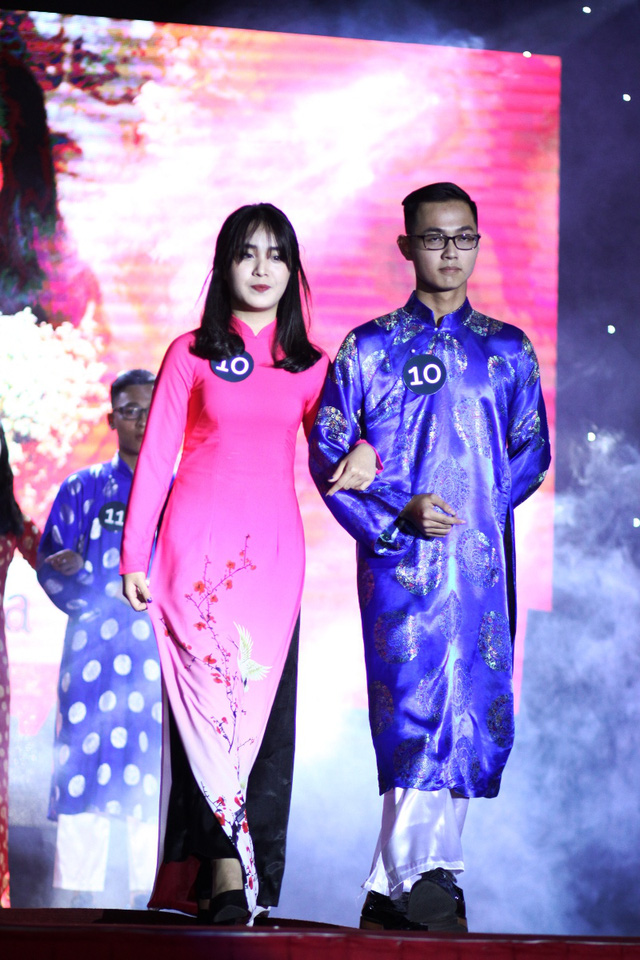 Lộ diện cặp đôi Đại sứ “trai tài gái sắc” chuyên ĐH Sư phạm - Ảnh 16. Lộ diện cặp đôi Đại sứ “trai tài gái sắc” chuyên ĐH Sư phạm - Ảnh 16.