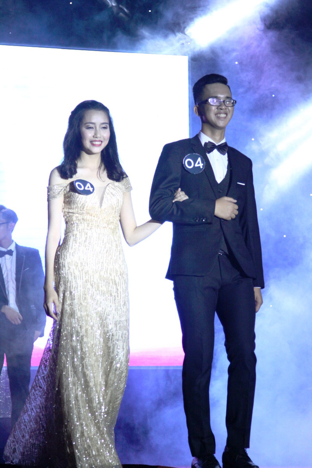 Lộ diện cặp đôi Đại sứ “trai tài gái sắc” chuyên ĐH Sư phạm - Ảnh 22. Lộ diện cặp đôi Đại sứ “trai tài gái sắc” chuyên ĐH Sư phạm - Ảnh 22.