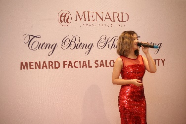 Những đ&oacute;a hoa sắc đẹp hội tụ tại lễ khai trương Menard Facial Salon Royal city - Ảnh 6.