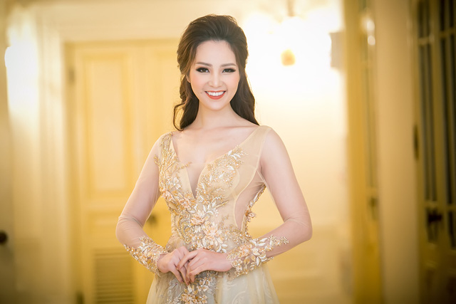 Á hậu Thụy Vân không muốn ồn ào showbiz xáo trộn tổ ấm - Ảnh 10. Á hậu Thụy Vân không muốn ồn ào showbiz xáo trộn tổ ấm - Ảnh 10.