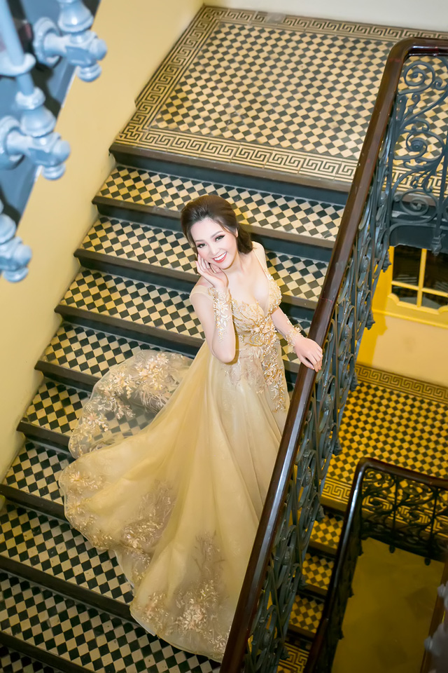 Á hậu Thụy Vân không muốn ồn ào showbiz xáo trộn tổ ấm - Ảnh 16. Á hậu Thụy Vân không muốn ồn ào showbiz xáo trộn tổ ấm - Ảnh 16.