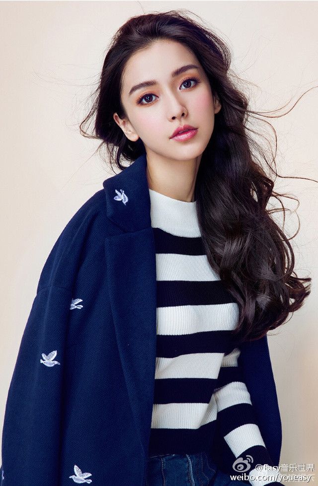 Lộ ảnh Angelababy thời đen nhẻm, mặt vuông vức - Ảnh 22. Lộ ảnh Angelababy thời đen nhẻm, mặt vuông vức - Ảnh 22.