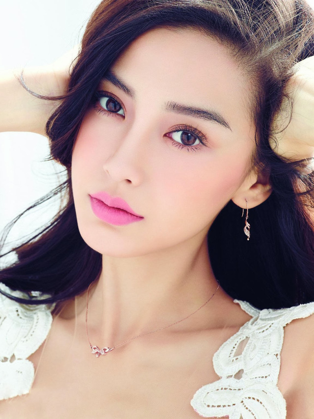 Lộ ảnh Angelababy thời đen nhẻm, mặt vuông vức - Ảnh 24. Lộ ảnh Angelababy thời đen nhẻm, mặt vuông vức - Ảnh 24.