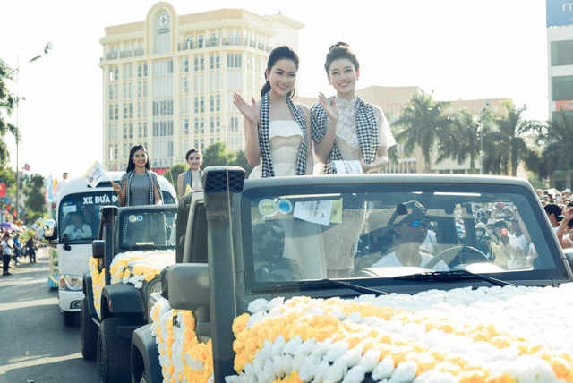 Ngọc Hân, Huyền My, Ngọc Vân bị “bao vây” ở Tây Nguyên - Ảnh 6. Ngọc Hân, Huyền My, Ngọc Vân bị “bao vây” ở Tây Nguyên - Ảnh 6.