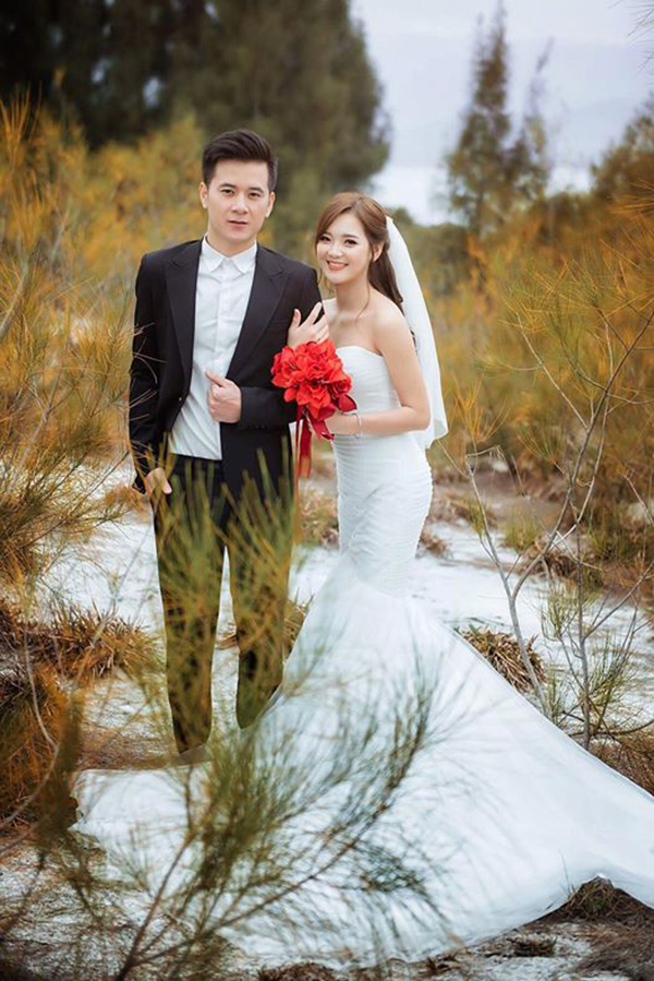 &ldquo;Hot girl d&acirc;n tộc&rdquo; Thu Hương đẹp rạng ngời trong ng&agrave;y cưới - Ảnh 2.