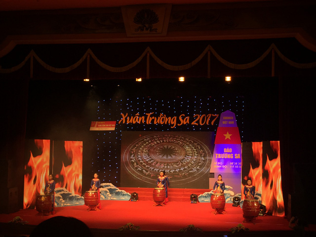 Ca sĩ Anh Thơ, NSƯT Khánh Hoà giàu xúc cảm với “Xuân Trường Sa” - Ảnh 10. Ca sĩ Anh Thơ, NSƯT Khánh Hoà giàu xúc cảm với “Xuân Trường Sa” - Ảnh 10.