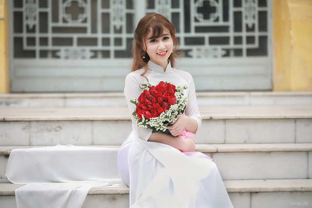 Hoa khôi trường Dược đẹp tinh khôi ngày chia tay mái trường - Ảnh 20. Hoa khôi trường Dược đẹp tinh khôi ngày chia tay mái trường - Ảnh 20.