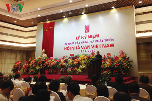 Hội Nhà văn Việt Nam kỷ niệm 60 năm ngày thành lập - Ảnh 2.