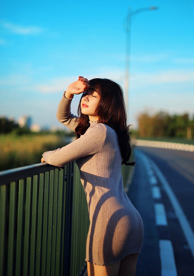 &ldquo;B&uacute;p b&ecirc; ảnh thẻ&rdquo; L&ecirc; Hương &ldquo;lột x&aacute;c&rdquo; với phong c&aacute;ch gợi cảm - Ảnh 4.