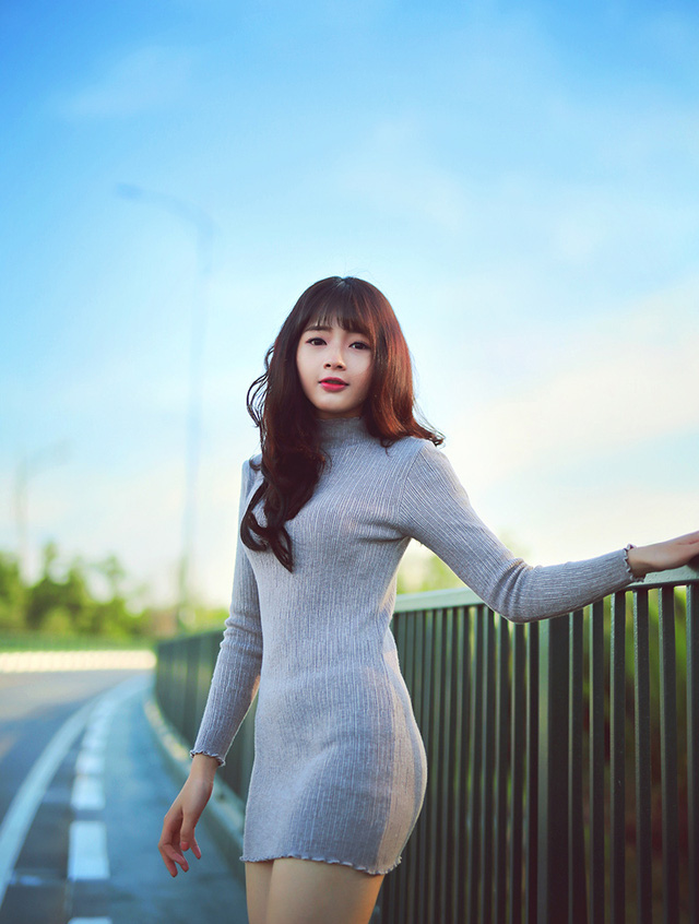 &ldquo;B&uacute;p b&ecirc; ảnh thẻ&rdquo; L&ecirc; Hương &ldquo;lột x&aacute;c&rdquo; với phong c&aacute;ch gợi cảm - Ảnh 14.