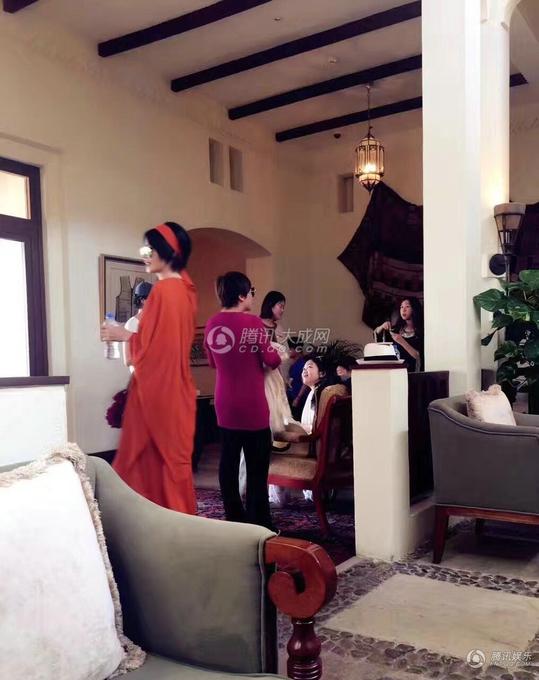 Bị chỉ trích vô trách nhiệm với con, Vương Phi tung ảnh đi nghỉ cùng con gái - Ảnh 12. Bị chỉ trích vô trách nhiệm với con, Vương Phi tung ảnh đi nghỉ cùng con gái - Ảnh 12.