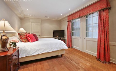 Chiêm ngưỡng “tổ ấm” hạng sang của huyền thoại quá cố David Bowie - Ảnh 12. Chiêm ngưỡng “tổ ấm” hạng sang của huyền thoại quá cố David Bowie - Ảnh 12.