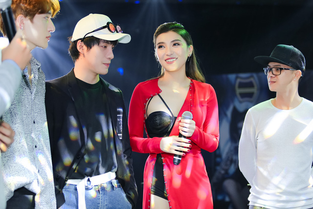 Lam Trường &ldquo;khoe&rdquo; anh trai ruột, &ocirc;m chặt Ti&ecirc;u Ch&acirc;u Như Quỳnh - Ảnh 22.