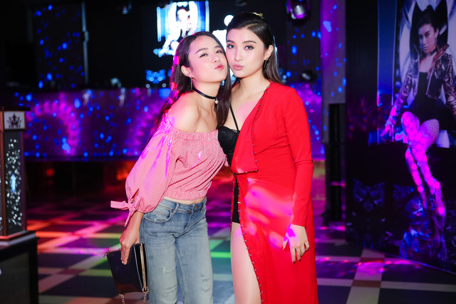 Lam Trường &ldquo;khoe&rdquo; anh trai ruột, &ocirc;m chặt Ti&ecirc;u Ch&acirc;u Như Quỳnh - Ảnh 26.