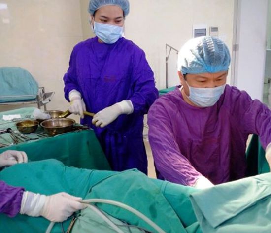 Chuyện cô gái 24 tuổi có cả bộ phận sinh dục nam và nữ - Ảnh 1.