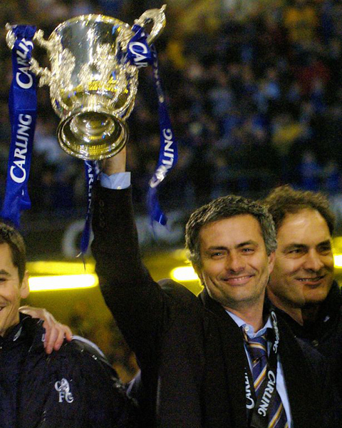 Mourinho và ‘Người đặc biệt mới’ khẩu chiến trước thềm trận chiến - Ảnh 5.