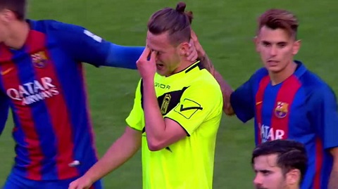 Trận Barcelona B thắng 12-0 bị tố dàn xếp tỷ số - Ảnh 1.