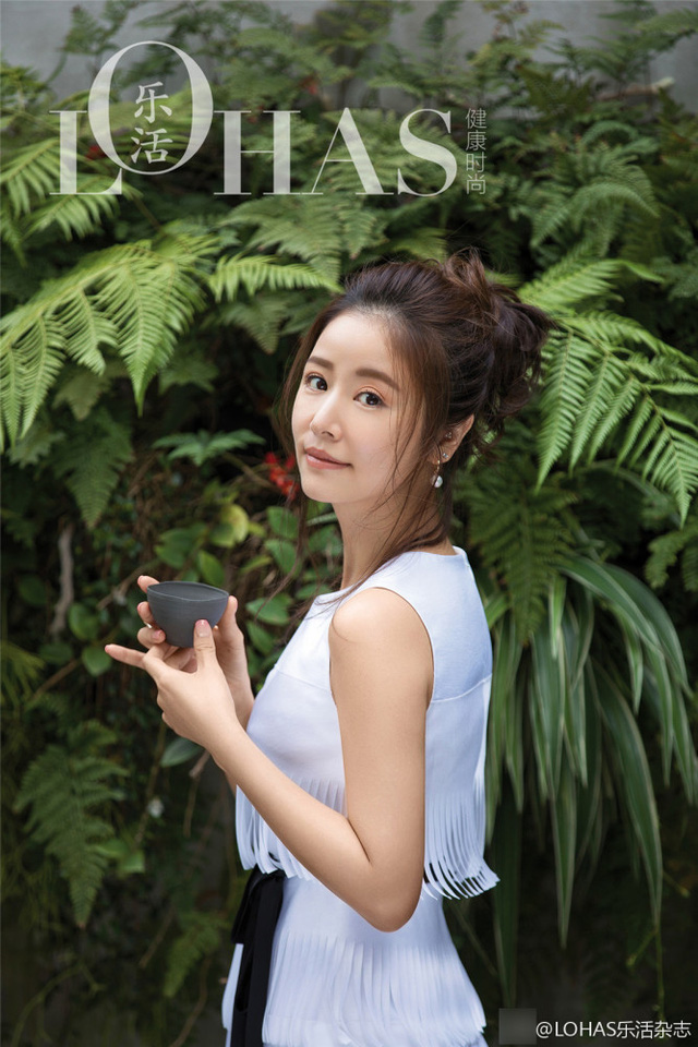 Gái một con Lâm Tâm Như khoe chân thon miên man - Ảnh 22.