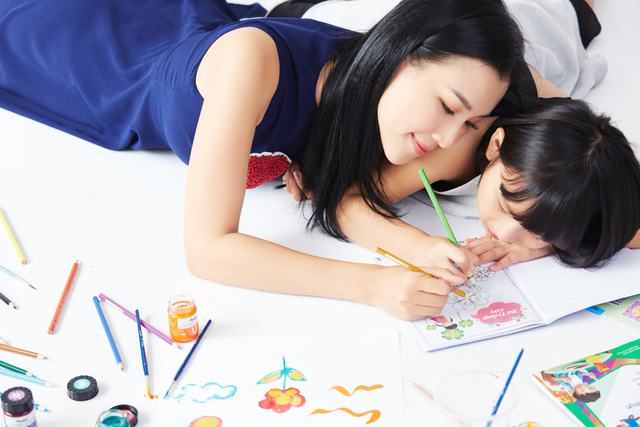 MC Hoàng Oanh: “Không để trẻ em phải lớn lên một mình” - Ảnh 2. MC Hoàng Oanh: “Không để trẻ em phải lớn lên một mình” - Ảnh 2.