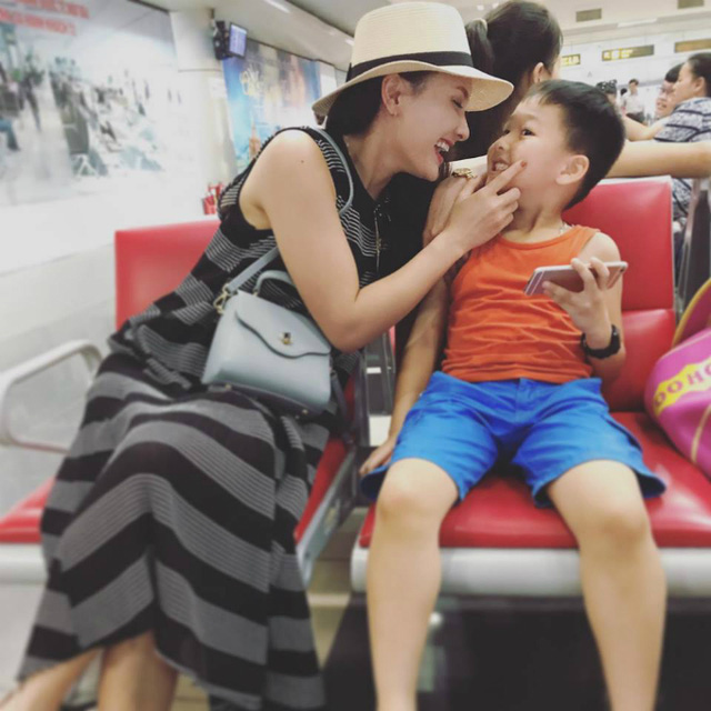 Tóc Tiên, Thu Minh lần đầu song ca nóng bỏng sân khấu Đà thành - Ảnh 8. Tóc Tiên, Thu Minh lần đầu song ca nóng bỏng sân khấu Đà thành - Ảnh 8.