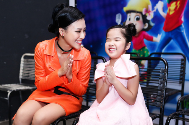 MC Hoàng Oanh tìm niềm vui trong công việc sau chuyện tình buồn - Ảnh 14. MC Hoàng Oanh tìm niềm vui trong công việc sau chuyện tình buồn - Ảnh 14.