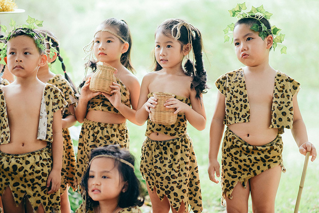 Ngộ nghĩnh ảnh kỷ yếu phong cách thời đồ đá của các bé - Ảnh 4. Ngộ nghĩnh ảnh kỷ yếu phong cách thời đồ đá của các bé - Ảnh 4.