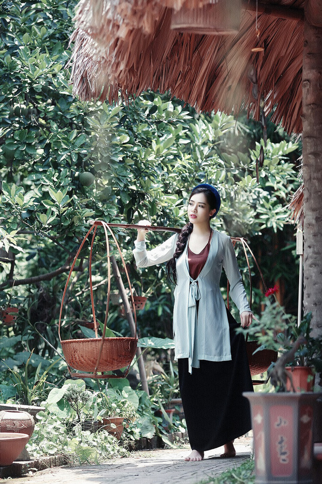 Hot girl H&agrave; Min &ldquo;h&oacute;a th&acirc;n&rdquo; ấn tượng th&agrave;nh c&ocirc; Tấm y&ecirc;u kiều - Ảnh 12.