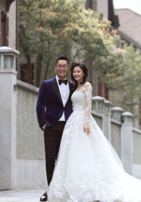 Trương Vũ Kỳ khoe ảnh cưới đẹp như mơ với chồng đại gia - Ảnh 8. Trương Vũ Kỳ khoe ảnh cưới đẹp như mơ với chồng đại gia - Ảnh 8.