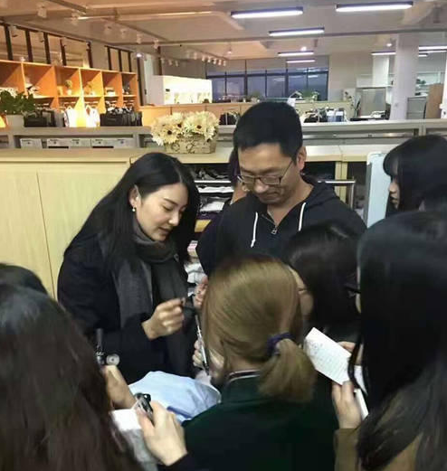 Trương Vũ Kỳ khoe ảnh cưới đẹp như mơ với chồng đại gia - Ảnh 20. Trương Vũ Kỳ khoe ảnh cưới đẹp như mơ với chồng đại gia - Ảnh 20.