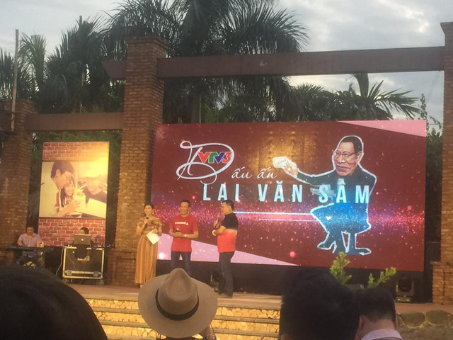 Ca sĩ Mỹ T&acirc;m h&aacute;t song ca với MC Lại Văn S&acirc;m trong tiệc chia tay - Ảnh 8.