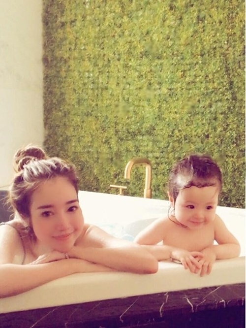 Mỹ nhân Việt khoe ảnh nude trong bồn tắm: Sự thật ngã ngửa - Ảnh 26.