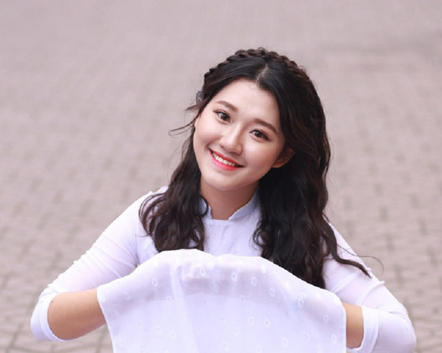 5 hot girl xinh đẹp, học giỏi thế hệ chuyển giao thiên niên kỷ - Ảnh 12. 5 hot girl xinh đẹp, học giỏi thế hệ chuyển giao thiên niên kỷ - Ảnh 12.
