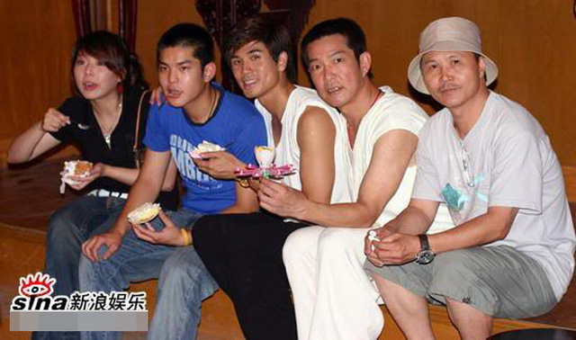 3 cao thủ Vịnh Xuân trên màn ảnh: Tiết lộ những chuyện không ngờ tới - Ảnh 38. 3 cao thủ Vịnh Xuân trên màn ảnh: Tiết lộ những chuyện không ngờ tới - Ảnh 38.