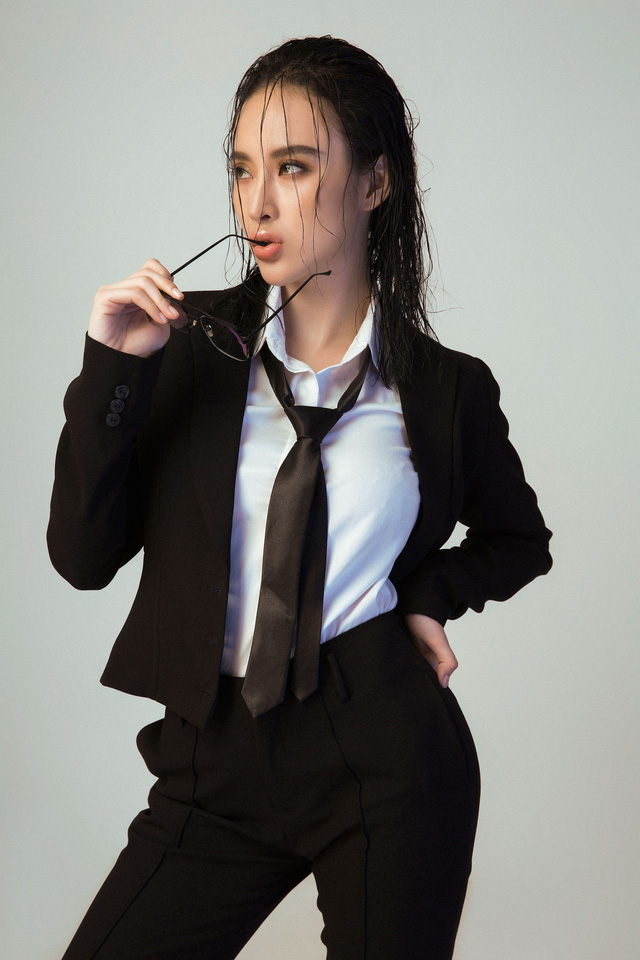 Angela Phương Trinh n&oacute;ng bỏng b&ecirc;n bạn trai cũ của Vũ Ngọc Anh - Ảnh 28.