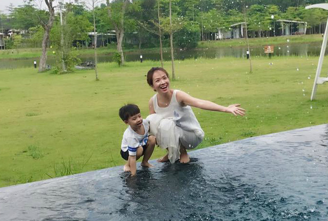 Tự Long làm thơ... xin lỗi vợ, Hà Hồ phủ nhận “cạch mặt” Mr Đàm - Ảnh 12. Tự Long làm thơ... xin lỗi vợ, Hà Hồ phủ nhận “cạch mặt” Mr Đàm - Ảnh 12.