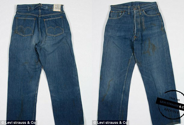 Chiếc quần jeans nữ cổ nhất thế giới trông như thế nào? - Ảnh 2. Chiếc quần jeans nữ cổ nhất thế giới trông như thế nào? - Ảnh 2.