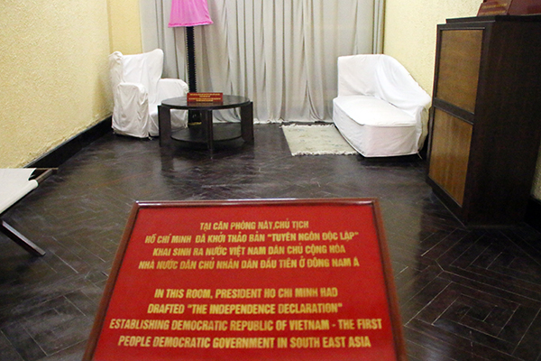 Thăm ng&ocirc;i nh&agrave; B&aacute;c Hồ viết bản tuy&ecirc;n ng&ocirc;n độc lập - Ảnh 24.