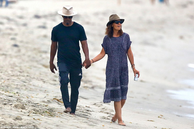 Katie Holmes lộ ảnh hot bên Jamie Foxx - Ảnh 2. Katie Holmes lộ ảnh hot bên Jamie Foxx - Ảnh 2.