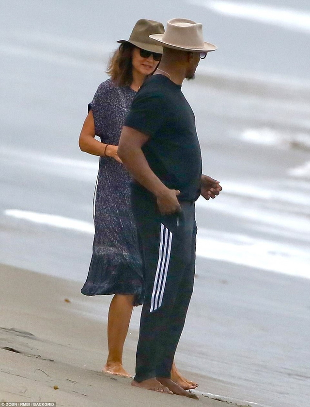 Katie Holmes lộ ảnh hot bên Jamie Foxx - Ảnh 14. Katie Holmes lộ ảnh hot bên Jamie Foxx - Ảnh 14.
