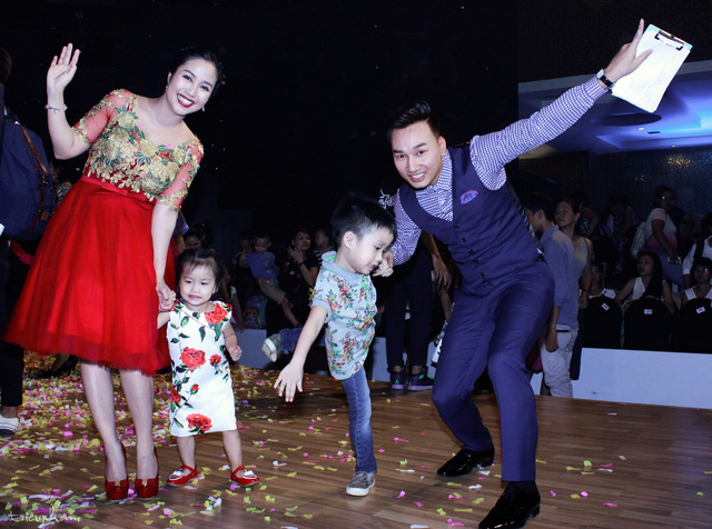 MC Th&agrave;nh Trung: &ldquo;Sau nửa năm cưới, ch&uacute;ng t&ocirc;i vẫn chưa thể đi trăng mật&rdquo; - Ảnh 8.