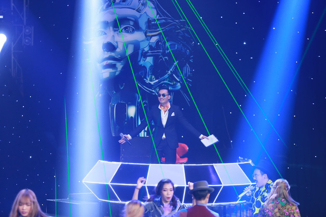 MC Th&agrave;nh Trung: &ldquo;Sau nửa năm cưới, ch&uacute;ng t&ocirc;i vẫn chưa thể đi trăng mật&rdquo; - Ảnh 10.