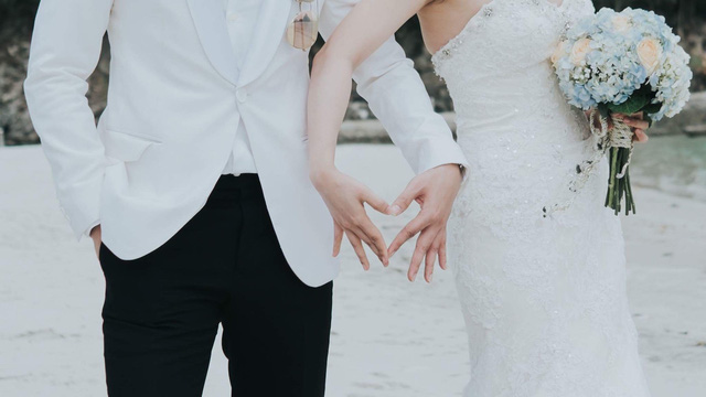 MC Th&agrave;nh Trung: &ldquo;Sau nửa năm cưới, ch&uacute;ng t&ocirc;i vẫn chưa thể đi trăng mật&rdquo; - Ảnh 26.