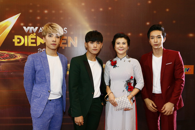 &ldquo;Lương Bổng&rdquo; kh&ocirc;ng mong Người ph&aacute;n xử c&oacute; phần 2, &ldquo;c&ocirc; Đẩu&rdquo; trẻ trung b&ecirc;n bạn g&aacute;i - Ảnh 26.